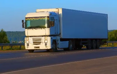 İzmir ile Altınekin Arası Öğrenci Eşyası Taşıma